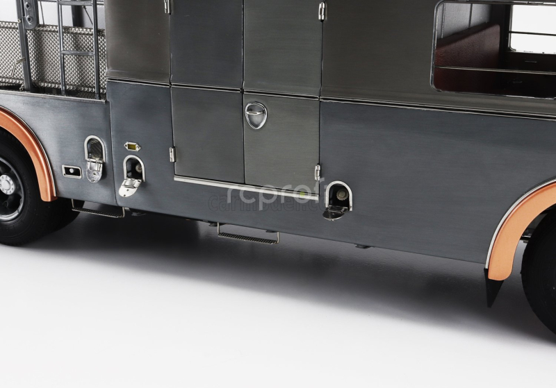 Cmc Fiat 642rn2 Truck Bartoletti F1 Ferrari Car Transporter 1957 1:18 Čirá Povrchová Úprava Šedá