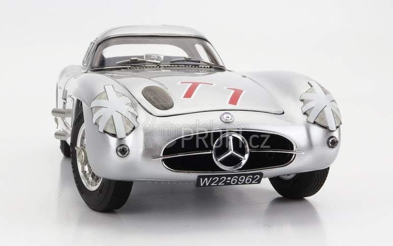 Cmc Mercedes benz 300 Slr Coupe N T1 Rac Tourist Trophy 1955 1:18 Silver