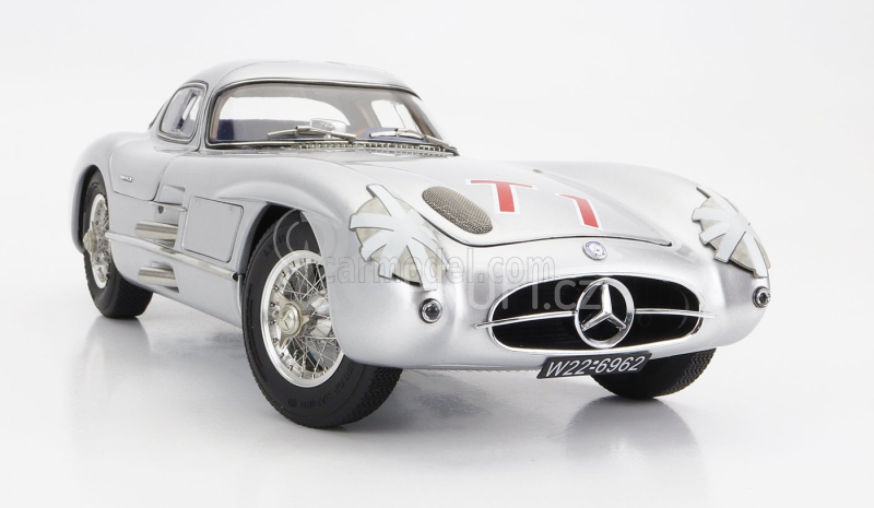 Cmc Mercedes benz 300 Slr Coupe N T1 Rac Tourist Trophy 1955 1:18 Silver