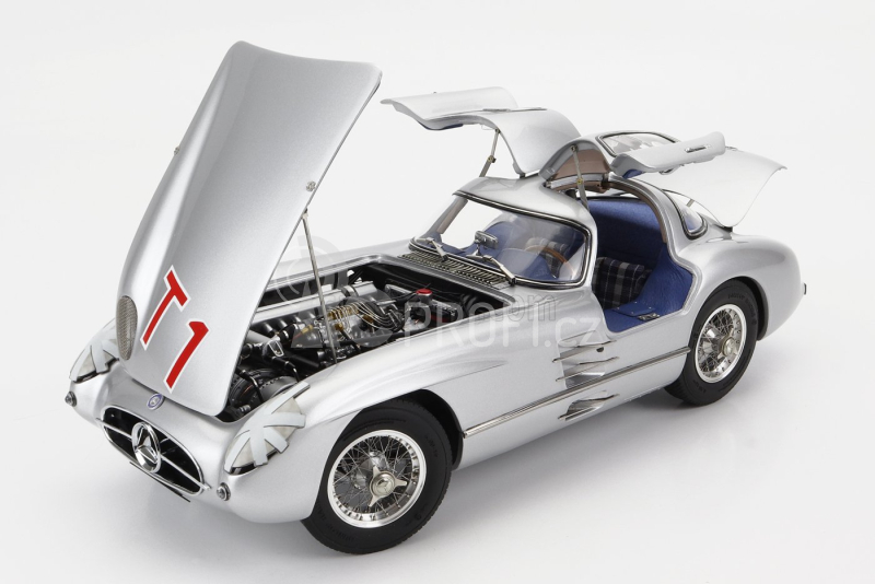 Cmc Mercedes benz 300 Slr Coupe N T1 Rac Tourist Trophy 1955 1:18 Silver