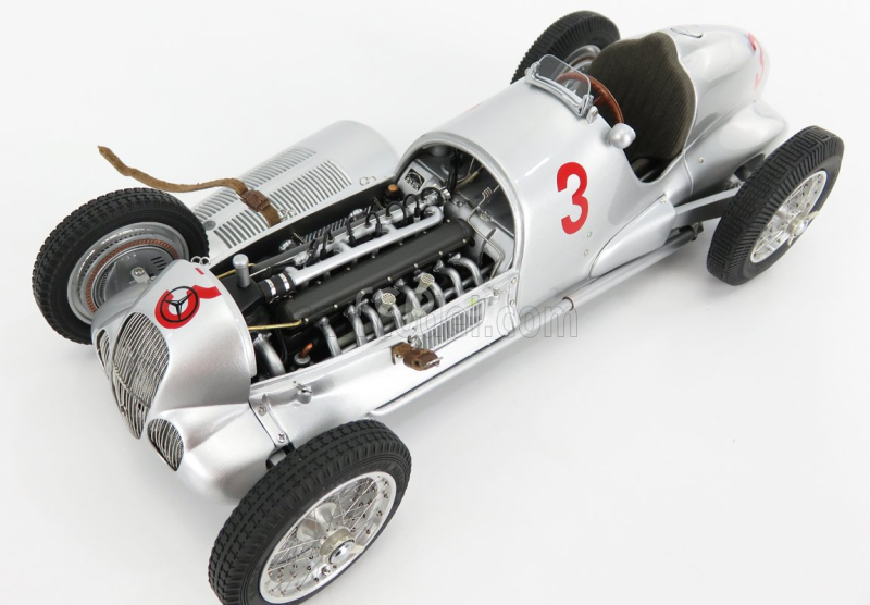 Cmc Mercedes benz F1  W125 N 3 Gp Donington 1937 M.von Brauchitsch 1:18 Silver