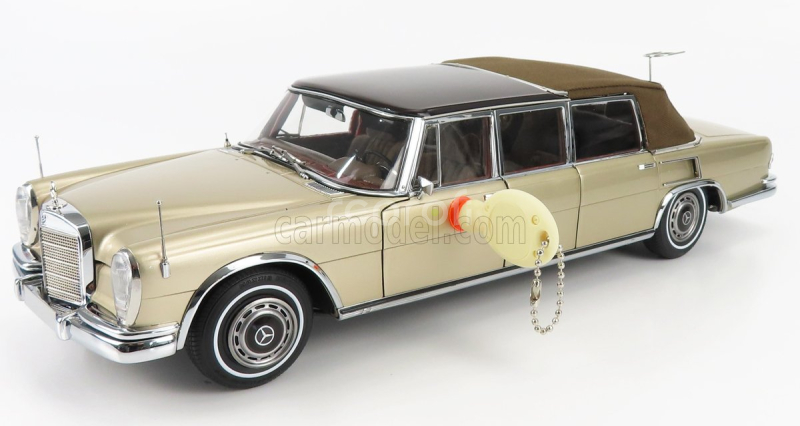 Cmc Mercedes benz S-class 600 Pullman (w100) Landaulet Soft-top Semiconvertible 1972 1:18 Gold Met