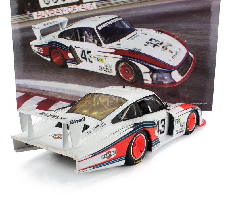Cmr Porsche 935/78 3.2l Twin Turbo Moby Dick Team Martini Racing Porsche System N 43 24h Le Mans 1978 Rolf Stommelen - Manfred Schurti 1:12 Bílá Modrá Červená
