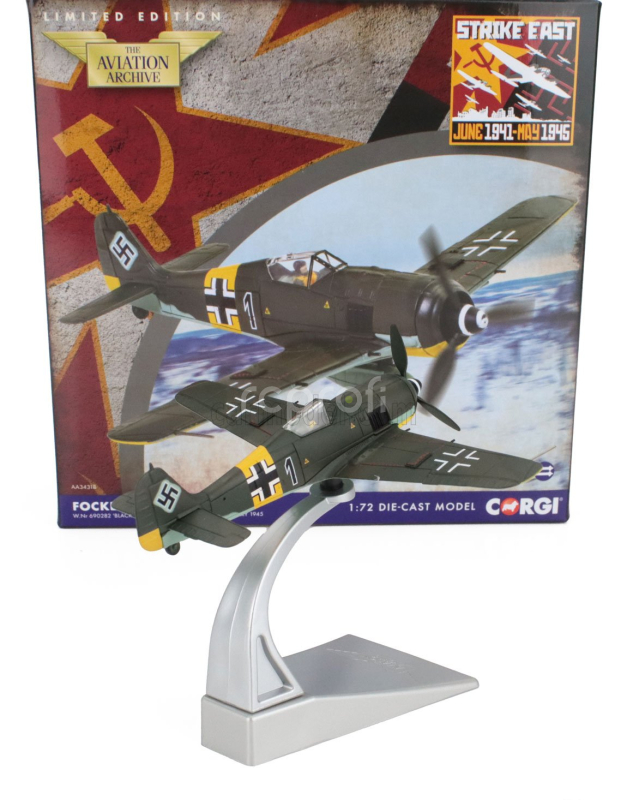 Corgi Focke wulf Fw 190a-8 Black-1 2./jg54 Oberleutnant Otto Kittel Military Airplane 1944 1:72 Vojenská Zelená