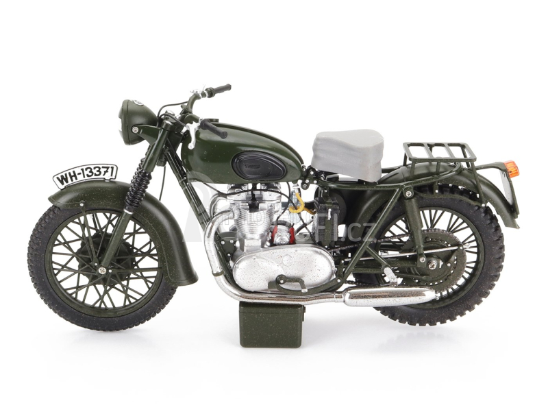 Corgi Triumph Tr6 1962 - Velký útěk - Steve Mcqueen 1:12, zelená