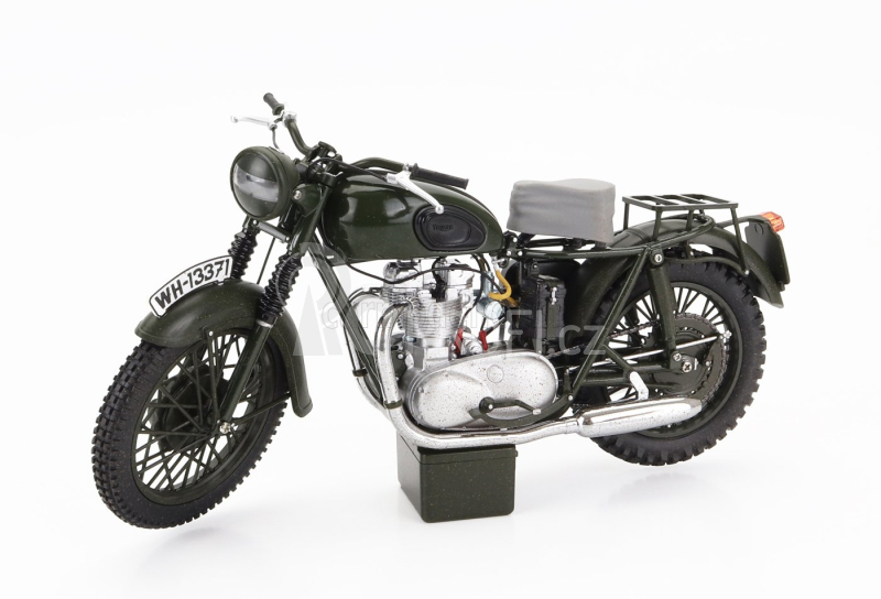 Corgi Triumph Tr6 1962 - Velký útěk - Steve Mcqueen 1:12, zelená