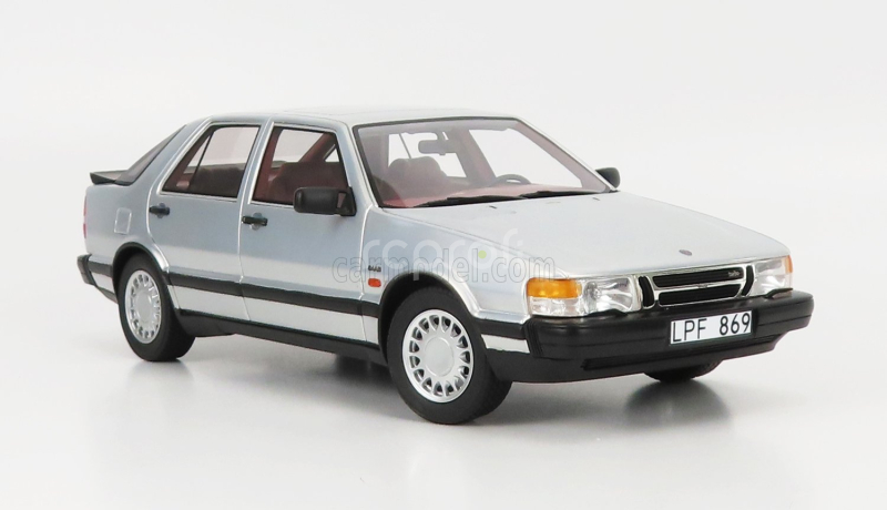 Cult-scale models Saab 9000 Turbo 1984 1:18 Silver