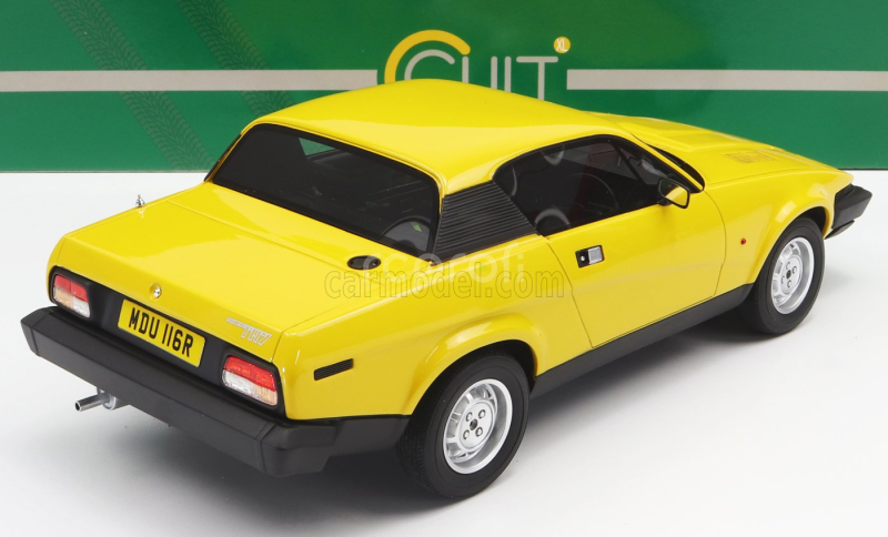 Cult-scale models Triumph Tr7 Coupe 1979 1:18 Žlutá