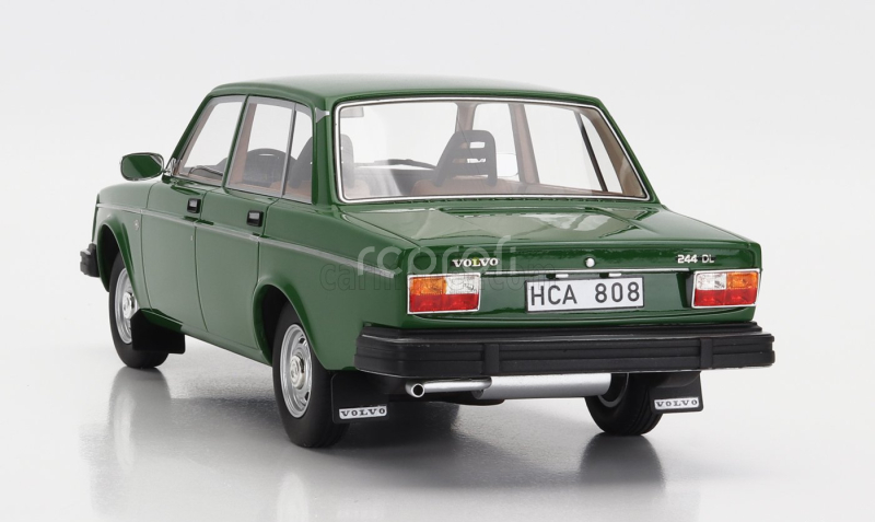 Cult-scale models Volvo 244dl 1975 1:18 Zelená