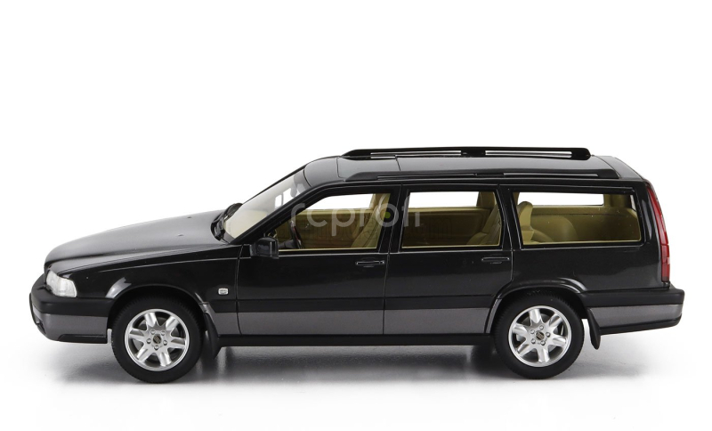 Cult-scale models Volvo V70 Xc Cross Country Sw Station Wagon 1996 1:18 Black