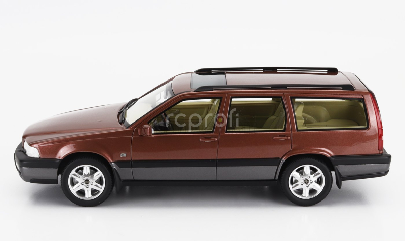 Cult-scale models Volvo V70 Xc Cross Country Sw Station Wagon 1996 1:18 Brown