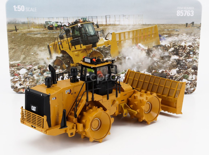 Dm-models Caterpillar Cat836 Ruspa - Scraper Tractor Landfill Compactor 1:50 Žlutá Černá