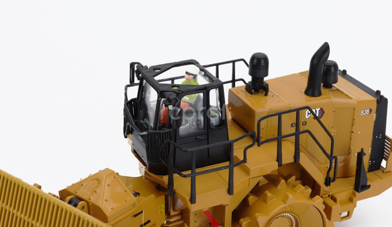 Dm-models Caterpillar Cat836 Ruspa - Scraper Tractor Landfill Compactor 1:50 Žlutá Černá