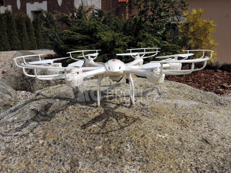 Dron MJX X600 HEXA s FPV, černá