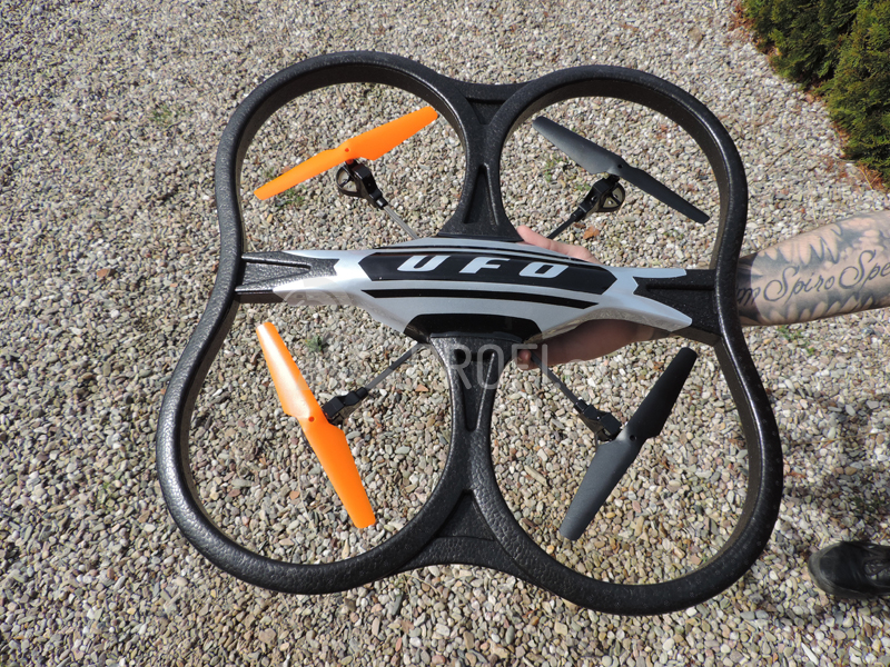 RC dron UFO INTRUDER s kamerou