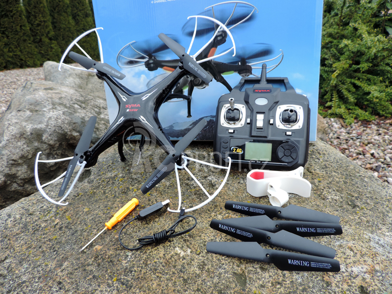 Dron Syma X5SW, černá