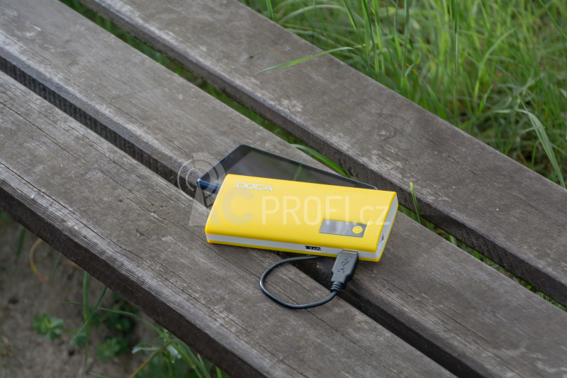 DOCA 13000 mAh, žlutá