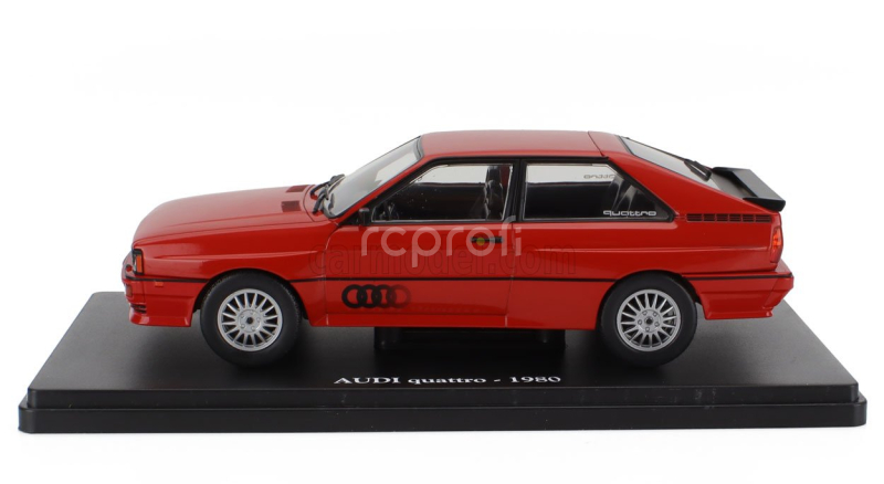 Edicola Audi Quattro 1980 - Con Vetrina - With Showcase 1:24 Red