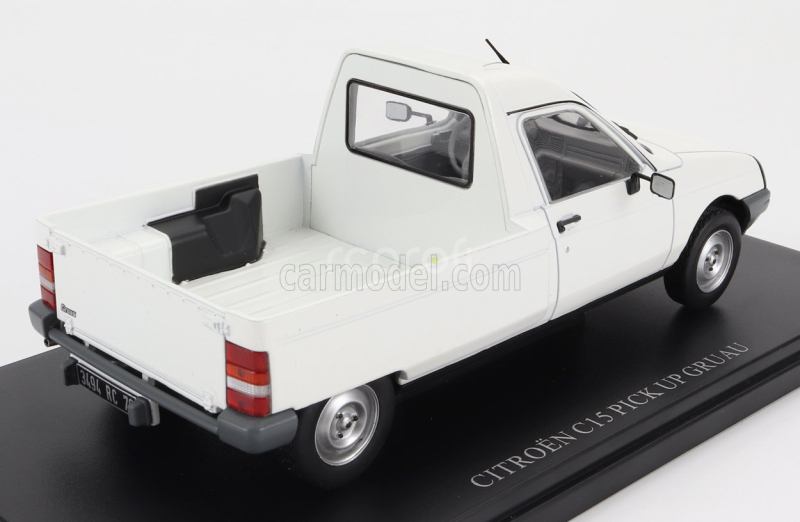 Edicola Citroen C15 Pick-up 1982 1:24 Bílá