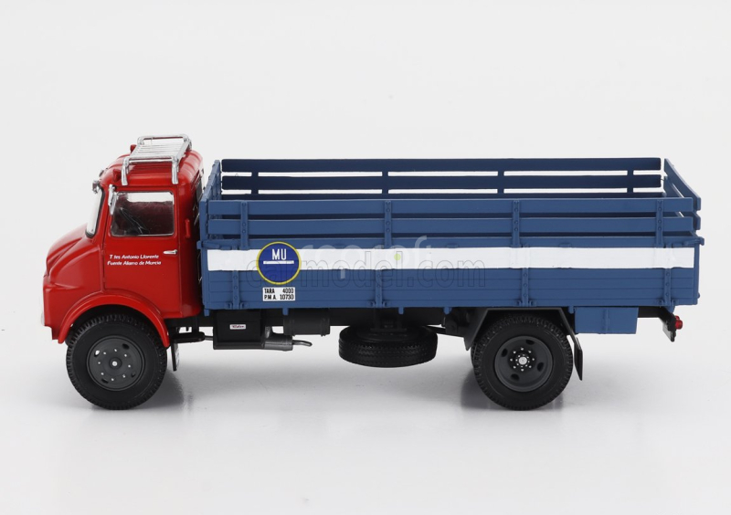 Edicola Ebro C700 Truck 2-assi 1964 1:43 Červená Modrá Bílá