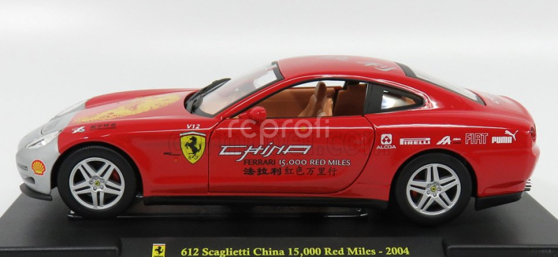 Edicola Ferrari 612 Scaglietti Tour China 15.000 Red Miles 2004 - Con Vetrina - With Showcase 1:24 Červená Stříbrná