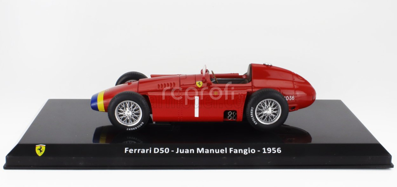 Edicola Ferrari F1  D50 N 1 World Champion Season 1956 Juan Manuel Fangio - Con Vetrina - With Showcase 1:24 Red