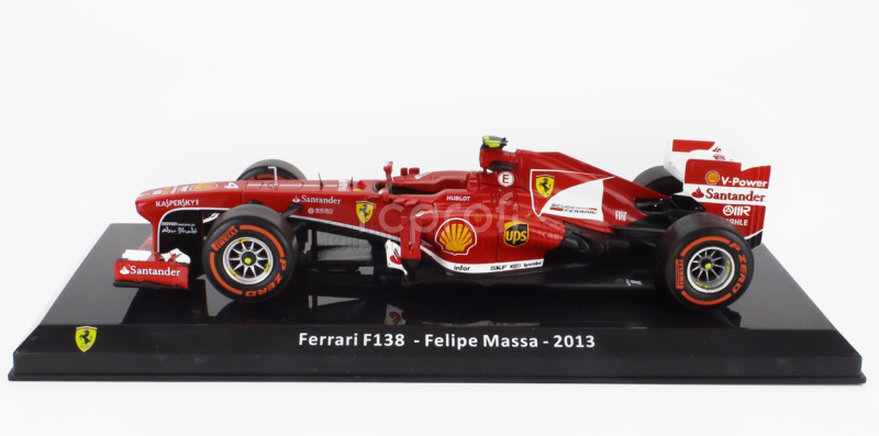 Edicola Ferrari F1  F138 N 4 Season 2013 Felipe Massa - Con Vetrina - With Showcase 1:24 F-1 Červená S Bílou