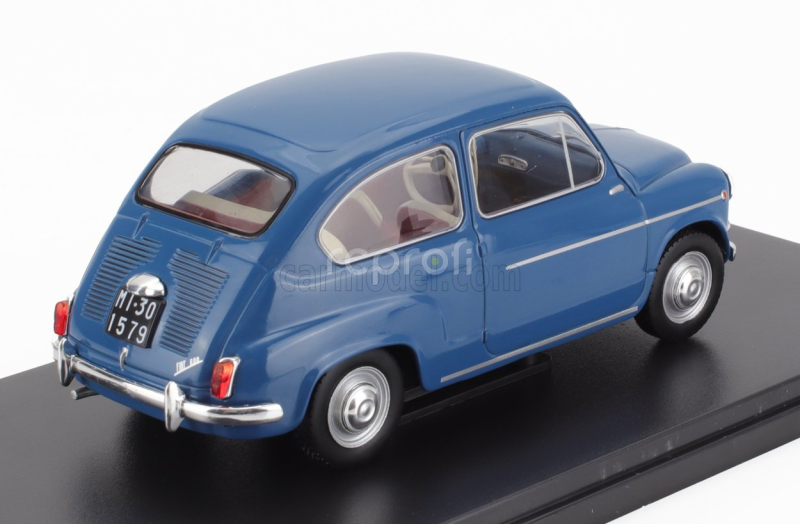 Edicola Fiat 600d 1-series 1960 - Con Vetrina - With Showcase 1:24 Blue