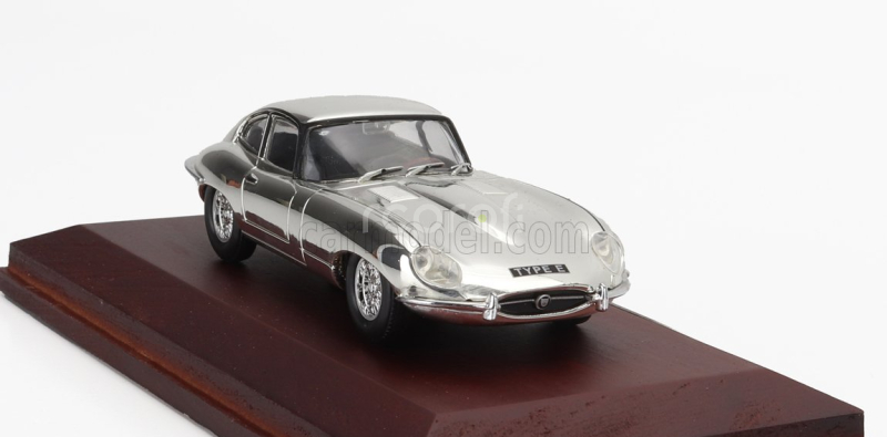 Edicola Jaguar E-type Coupe 1961 1:43 Chrome