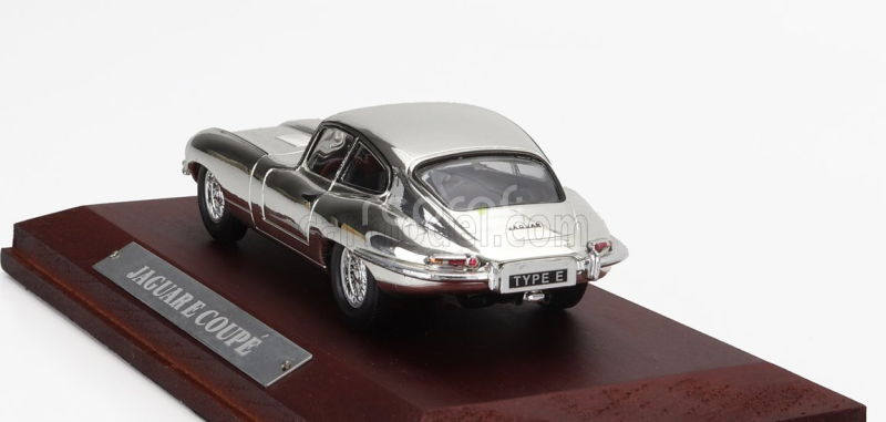 Edicola Jaguar E-type Coupe 1961 1:43 Chrome