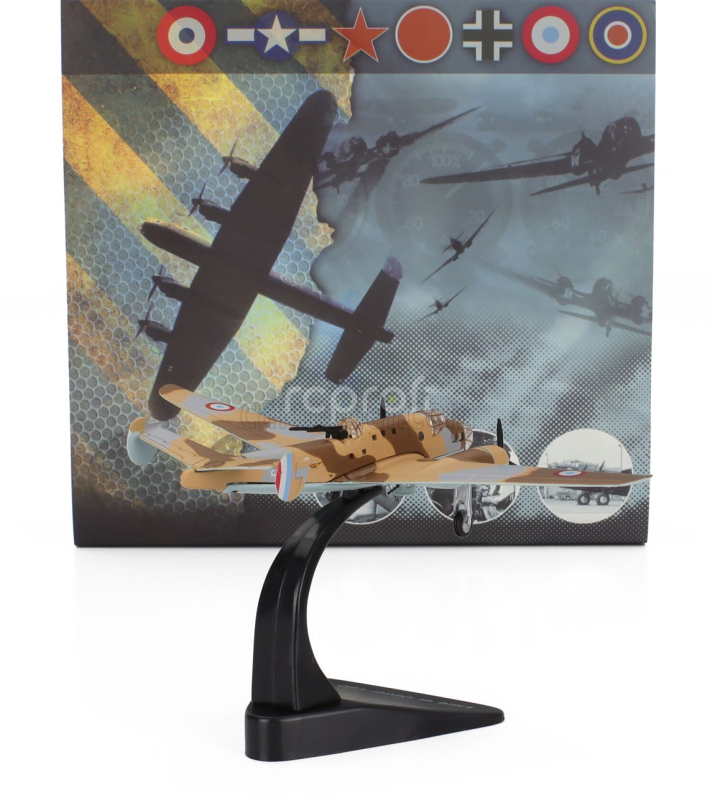 Edicola Liore et olivier Leo 45 Airplane Military 1945 1:144 Camouflage