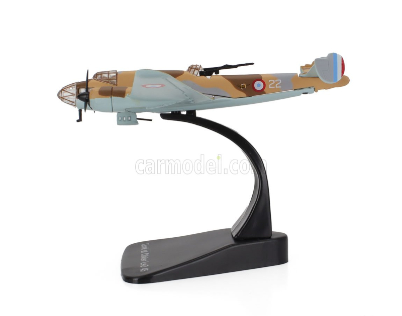 Edicola Liore et olivier Leo 45 Airplane Military 1945 1:144 Camouflage