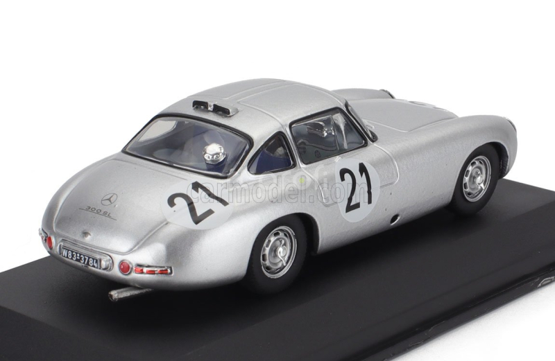 Edicola Mercedes benz 300sl 3.0l S6 Team Daimler-benz A.g. N 21 Winner 24h Le Mans 1952 Hermann Lang - Fritz Riess 1:43 Stříbrná Modrá