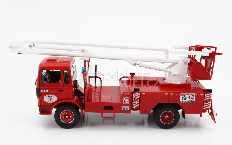 Edicola Renault Jp11 Truck Požární vůz 1977 1:43, červená