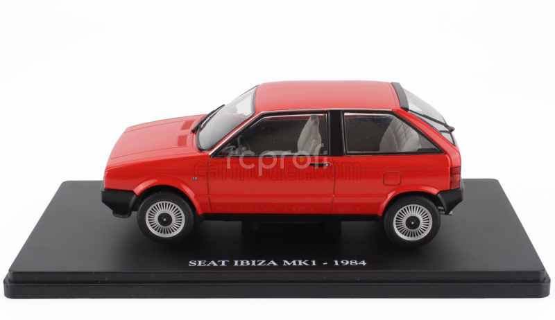 Edicola Seat Ibiza 1-series 1984 - Con Vetrina - With Showcase 1:24 Red