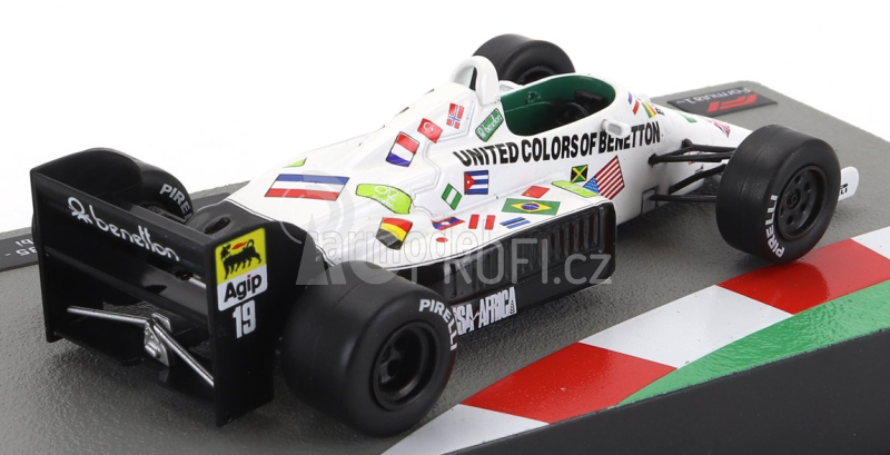 Edicola Toleman F1  Tg185 Hart 415t N 19 Season 1985 Teo Fabi 1:43 Bílá Černá