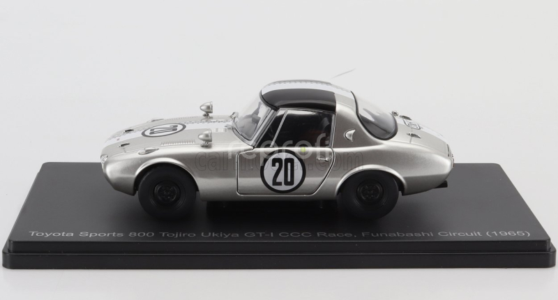 Edicola Toyota 800 Sports Gt-i N 20 Ccc Race Funabashi Circuit 1965 Tojiro Ukiya 1:24 Stříbrná Bílá