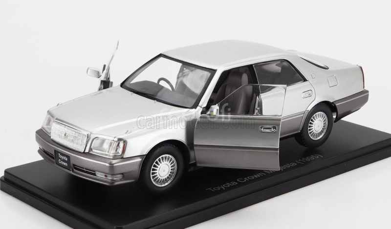 Edicola Toyota Crown Majesta 1995 1:24 Silver