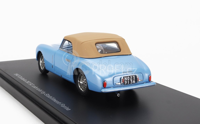 Esval model Cisitalia 202 Sc Stabilimenti Farina Cabriolet Closed 1947 1:43 Světle Modrá Krémová