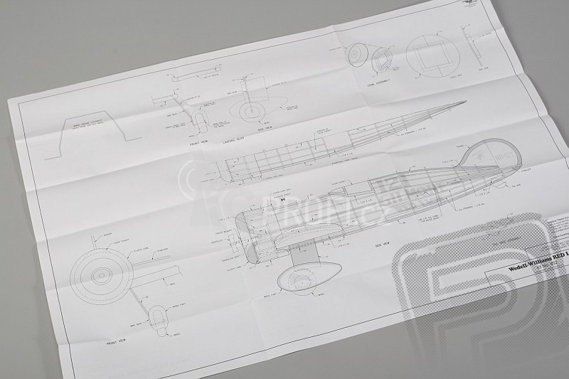 Gilmore Red Lion Racer 610mm laser. vyřezávaný