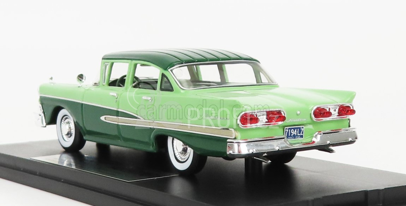 Goldvarg Ford usa 300 Custom 1958 1:43 Zelená Černá