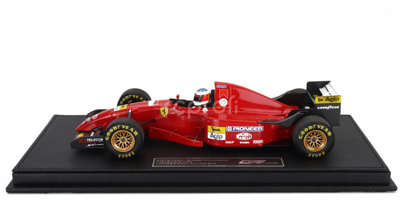Gp-replicas Ferrari F1  412t2 N 0 First Test Estoril 22-23 November (with Driver Figure) 1995 Michael Schumacher - Con Vetrina - With Showcase 1:18 Red