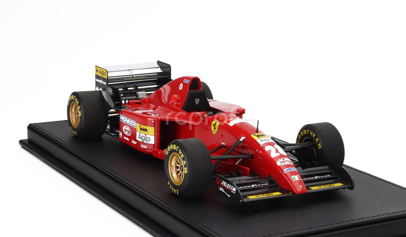 Gp-replicas Ferrari F1  412t2 N 28 Season 1995 Gerhard Berger - Con Vetrina - With Showcase 1:18 Red