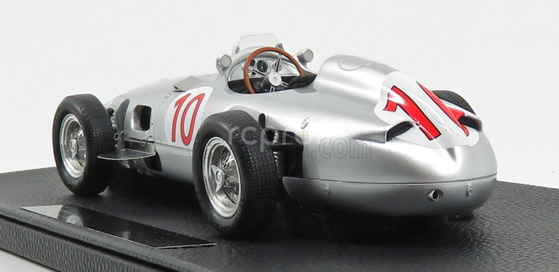 Gp-replicas Mercedes benz F1  W196 N 10 Winner Belgium Gp Juan Manuel Fangio 1955 World Champion 1:18 Silver