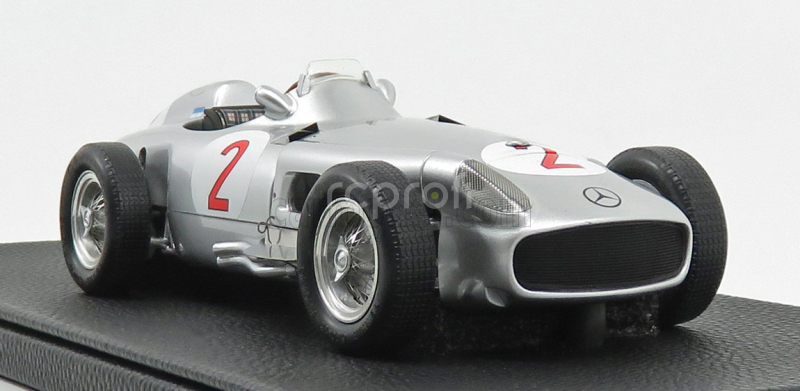 Gp-replicas Mercedes benz F1  W196 N 2 Argentina Gp Juan Manuel Fangio 1955 World Champion 1:18 Silver