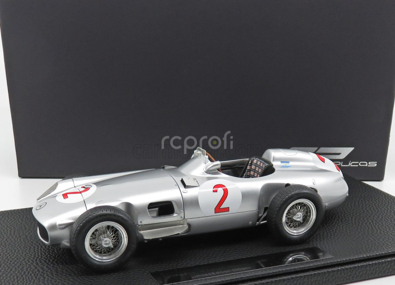 Gp-replicas Mercedes benz F1  W196 N 2 Argentina Gp Juan Manuel Fangio 1955 World Champion 1:18 Silver