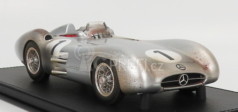 Gp-replicas Mercedes benz F1 W196r Streamliners N 1 1:18, stříbrná