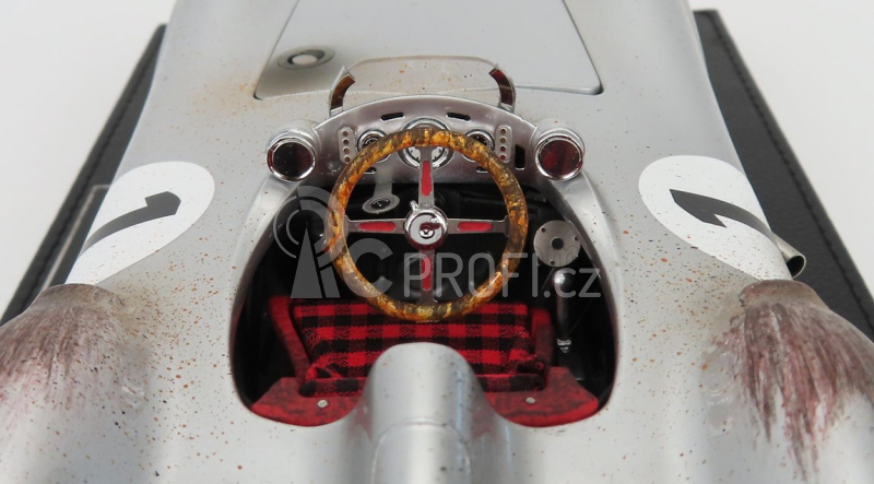 Gp-replicas Mercedes benz F1 W196r Streamliners N 1 1:18, stříbrná