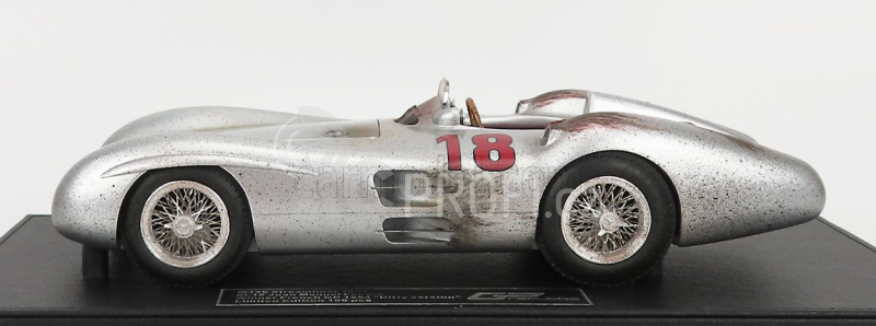Gp-replicas Mercedes benz F1 W196r Streamliners N 18 1:18, stříbrná