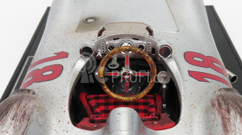 Gp-replicas Mercedes benz F1 W196r Streamliners N 18 1:18, stříbrná